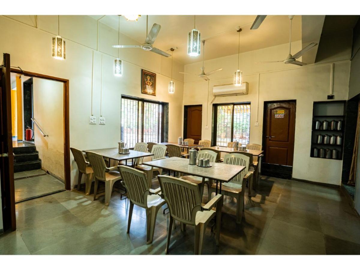 Royal Hills Hotel Pune Eksteriør billede